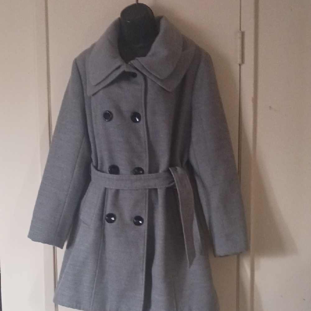 Elegant Women's Double-Breasted Gray Pea Coat Nwot Size Med. Faux Wool, Nwot